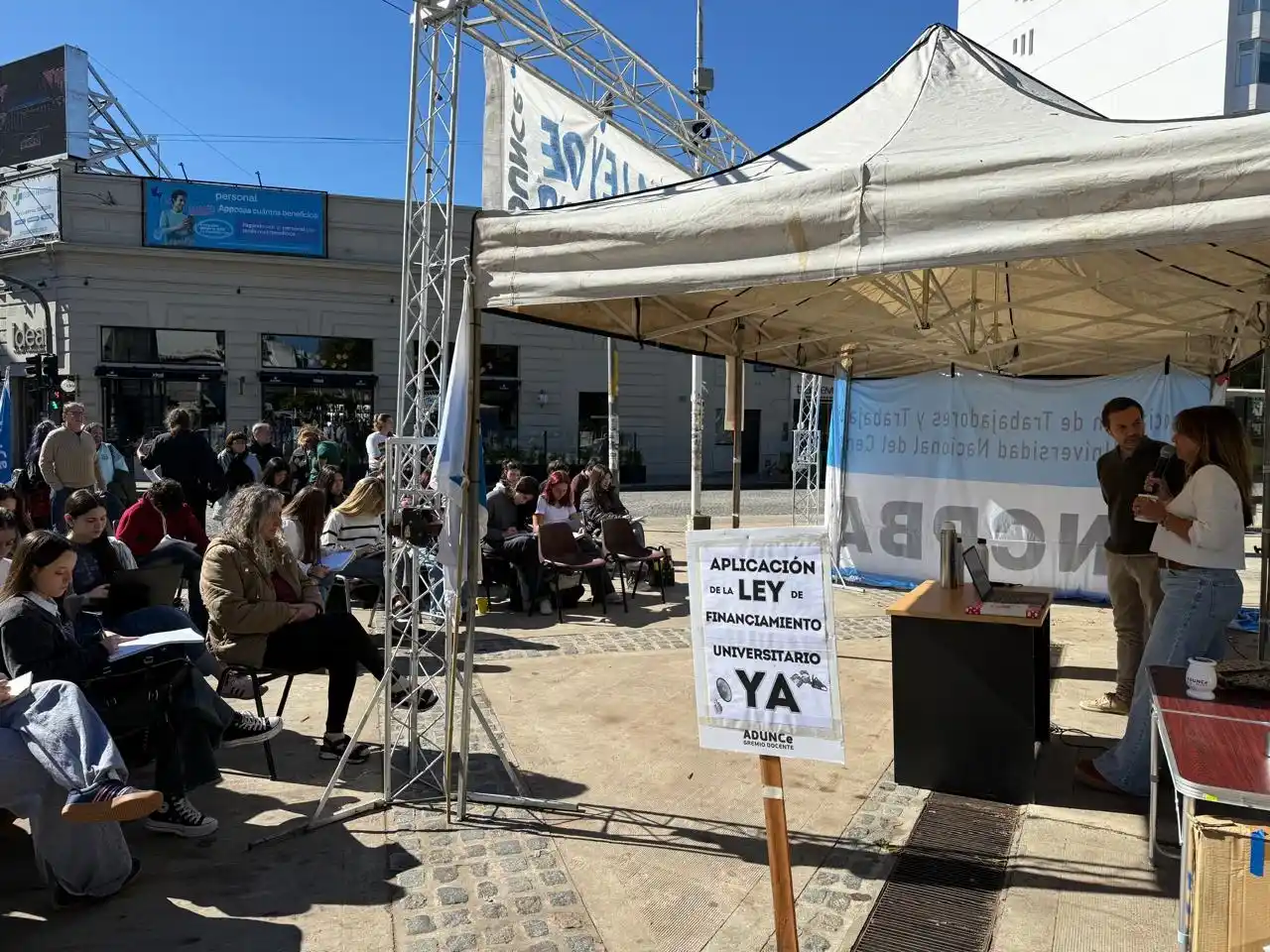 carpa docente 28-04-26 - 2