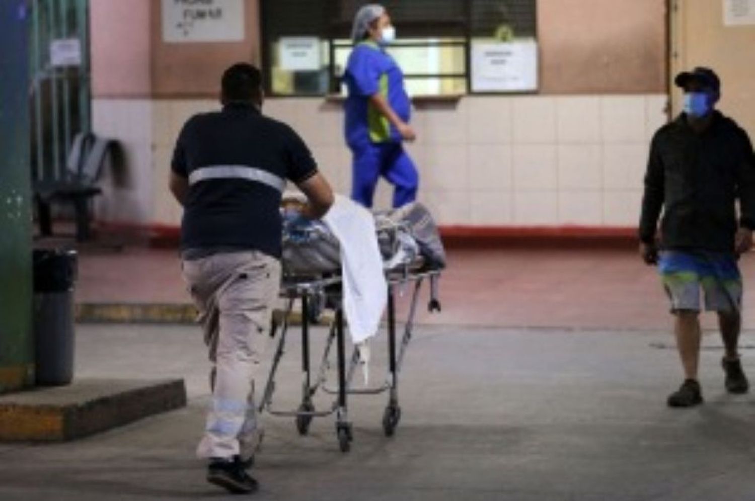 El sistema hospitalario chileno en su peor momento por la pandemia