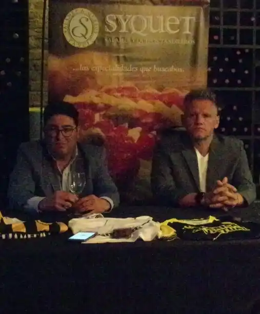 FOTO PRENSA SANTAMARINA Bossio y Cejas, en la presentación.