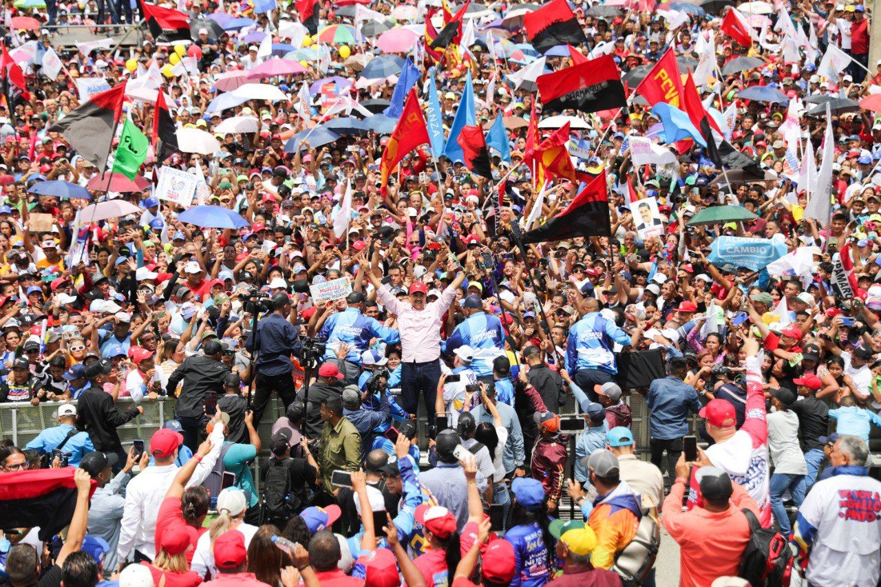 Maduro volvió a arremeter contra los medios internacionales: los llamó «sicarios de la información» (+Detalles)