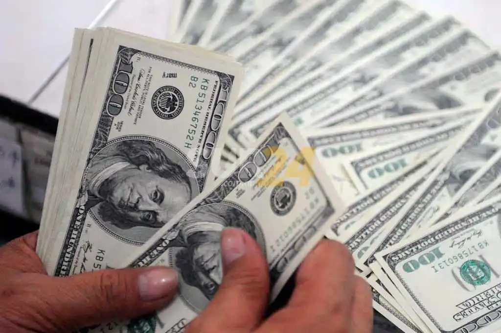 El dólar blue registró una fuerte suba y marcó un nuevo máximo histórico