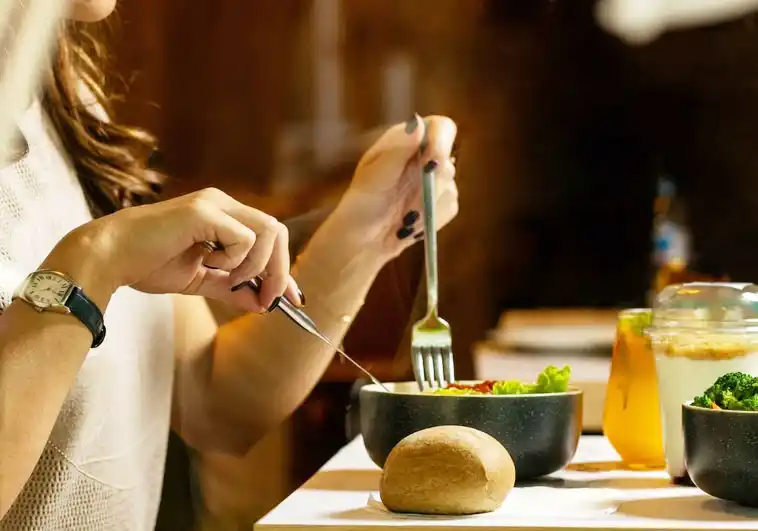 ¿Ayuno intermitente o recuento de calorías? El resultado es el mismo