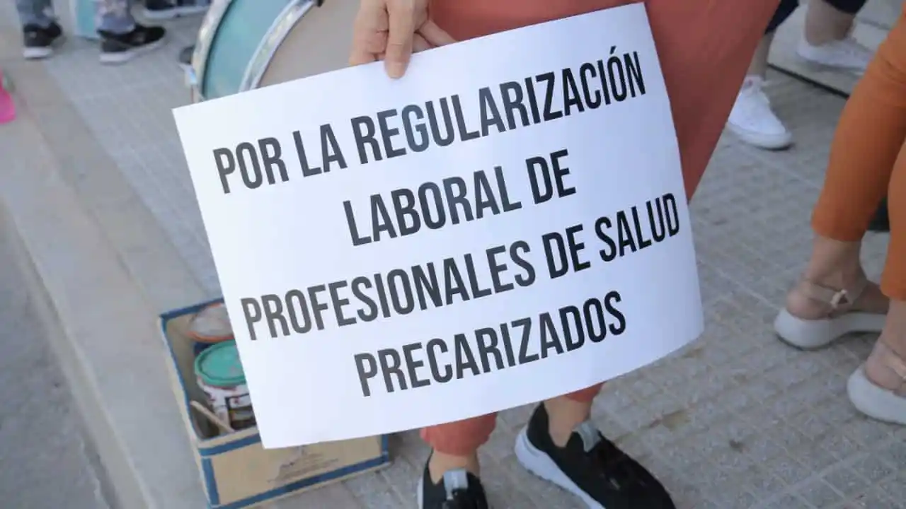 “Estamos en un estado de precarización eterna”, afirmaron profesionales de la salud que trabajan en el Estado