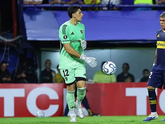 Brey ingresará por Montero, convocado a la selección colombiana.