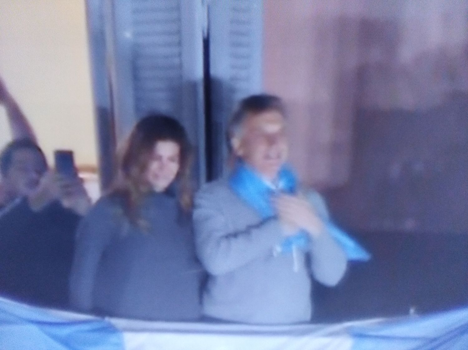 #24A Marcha a favor del gobierno en la Provincia y el país: Macri saludó desde el balcón de la Rosada