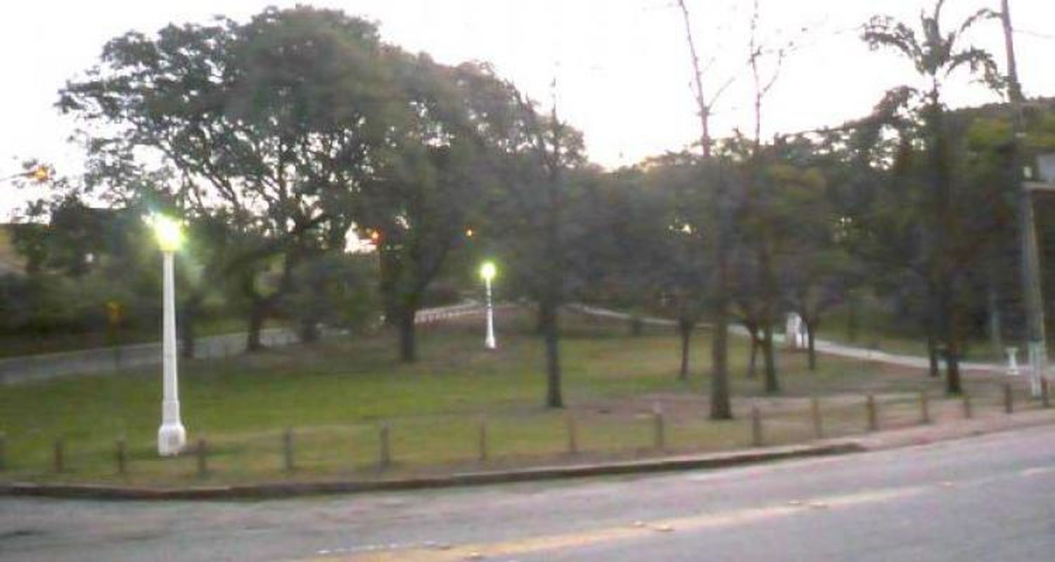 Ocho cuadras para pavimentar y bacheo en la costanera