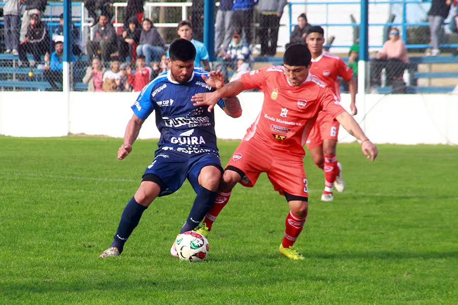 Tres partidos inauguran la fecha 25º del futbol local