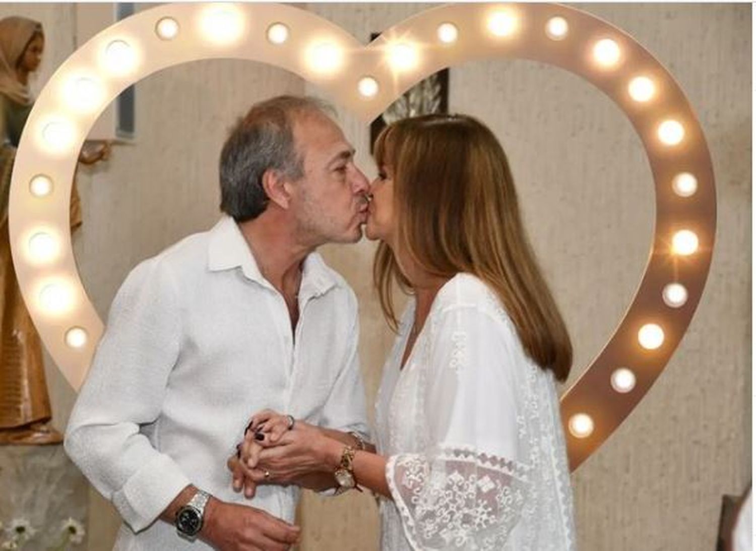 Adriana Salgueiro y Alejandro Arellano renovaron sus votos en Mar del Plata