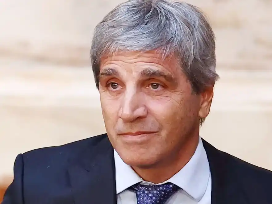 Caputo fue citado para aclarar el acuerdo con EE.UU., pero podría no asistir