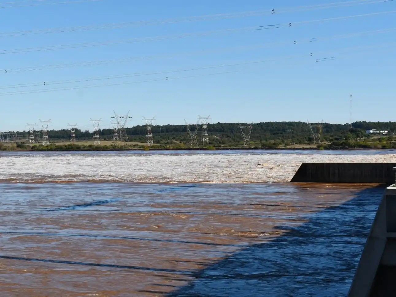 La crecida del río Uruguay se estabilizó en los niveles máximos