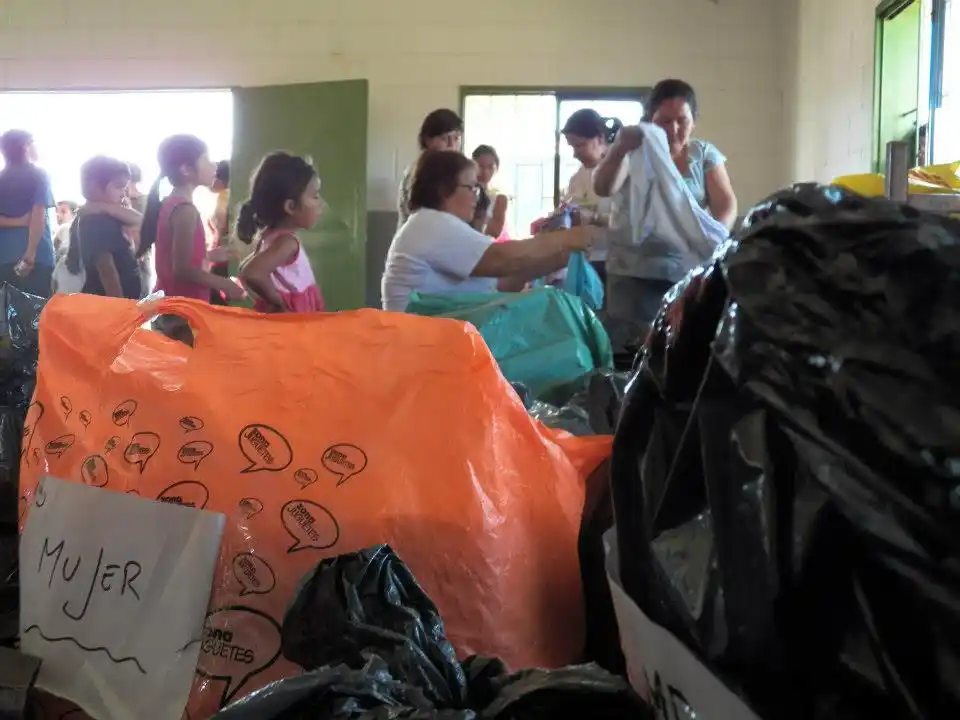 Cáritas y la UCA reclaman «más compromiso de la dirigencia» para reducir la pobreza