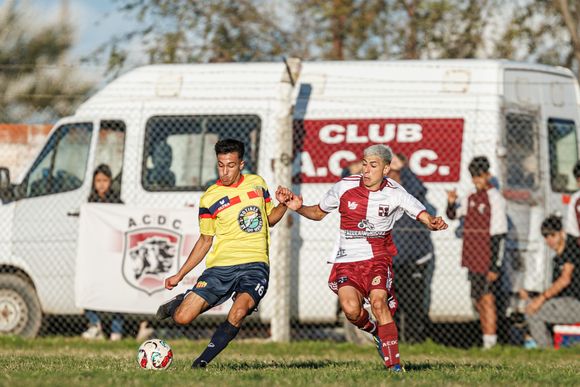Segunda: Unión picó a la cima momentanea