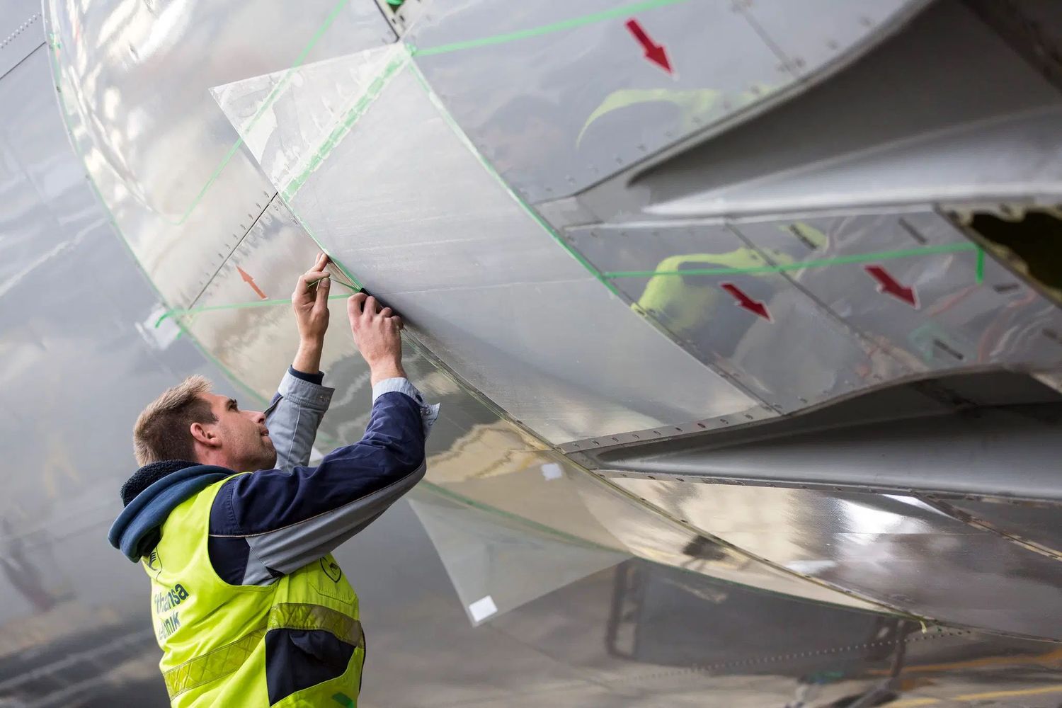 Otro avión con piel de tiburón: Austrian Airlines equipará susBoeing 777-200ER con tecnología AeroSHARK