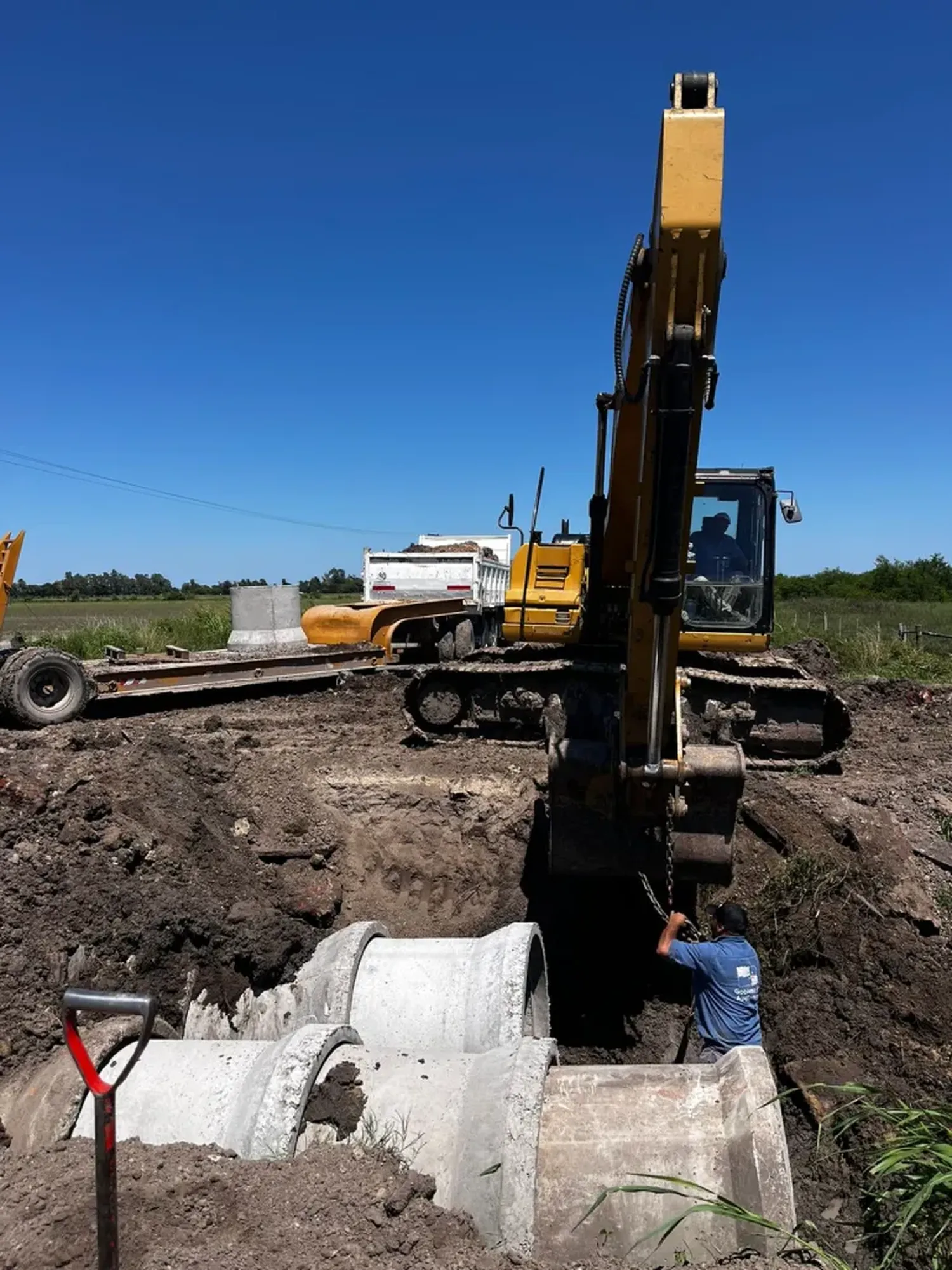 Rehabilitaron el tránsito por el camino que conduce a Avellaneda Oeste