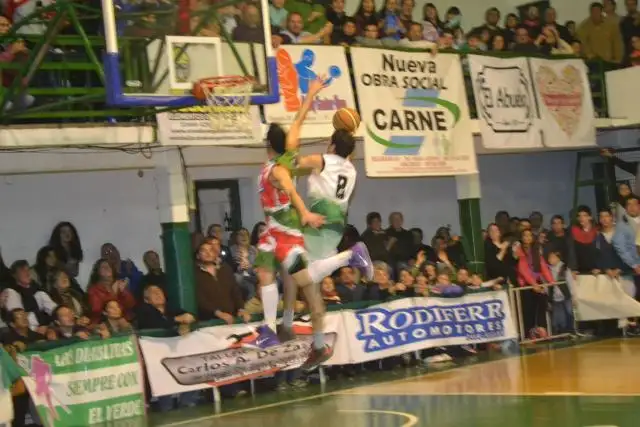Liga Provincial: B.H. empezó la final con una victoria: 73-69
