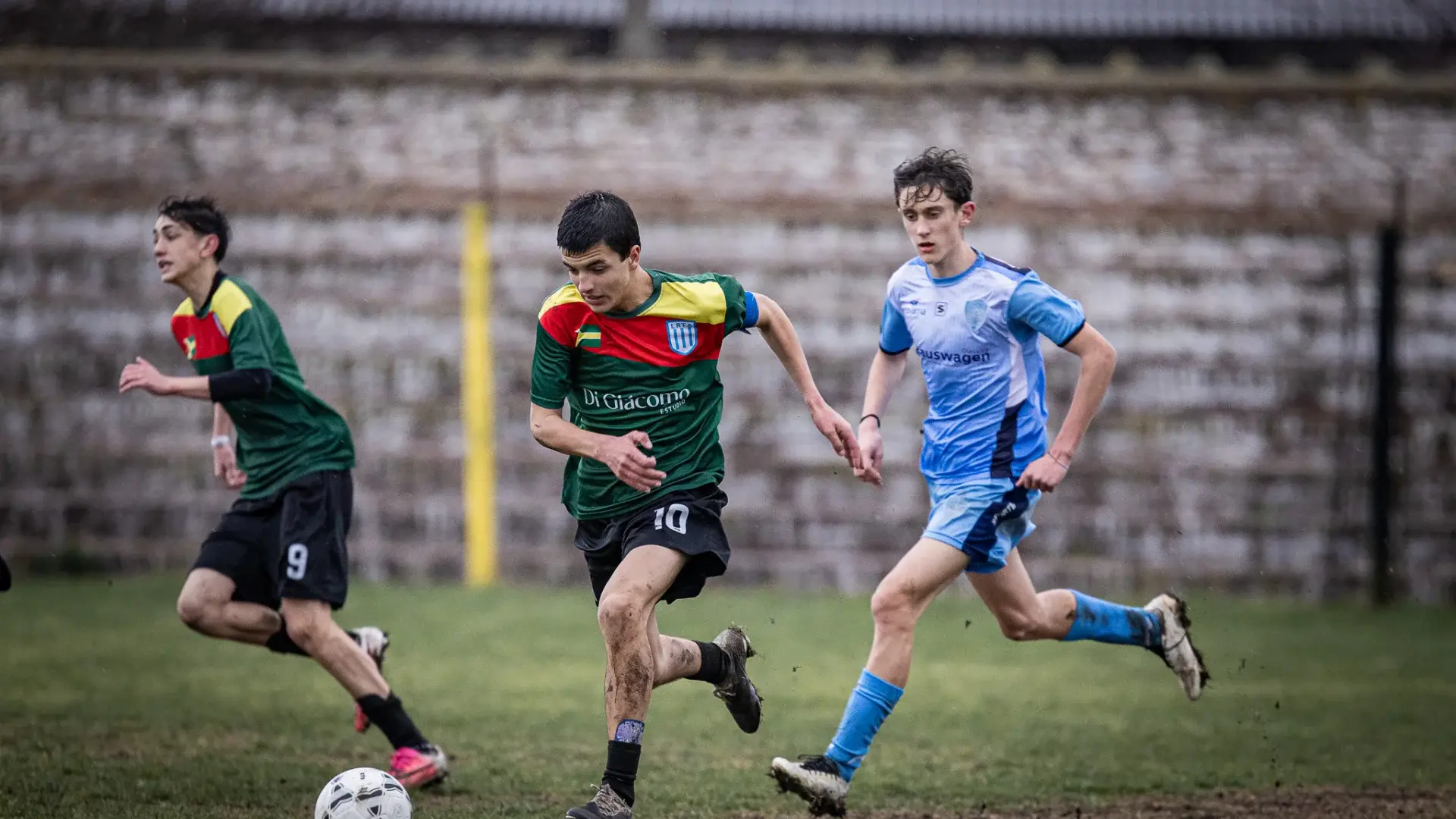 ARCHIVO

Benjamín Barile Pedone fue el autor del gol que selló el liderazgo de Tres Arroyos