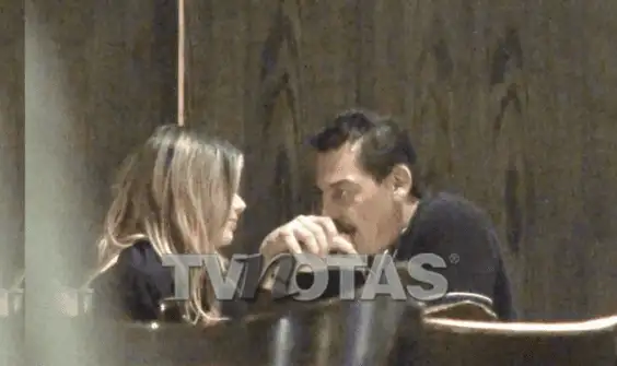 Una de las fotos que TVNotas publicó sobre el romance entre José Manuel Figueroa y Marie Claire Harp. Foto Agencia Kadri y redes sociales