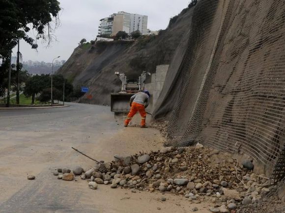 Perú: un sismo de magnitud 6,1 en Lima deja al menos un muerto y cinco heridos