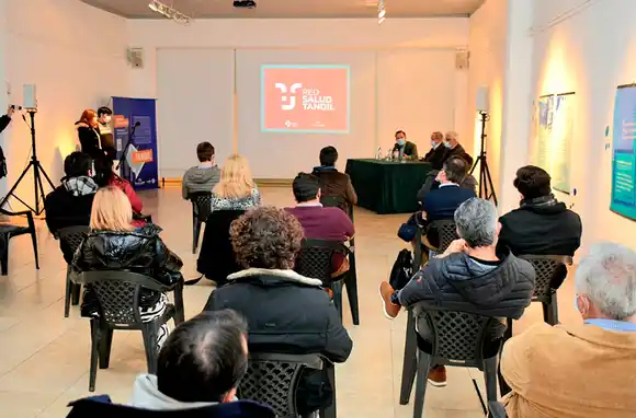 Lunghi: "Queremos que Tandil sea el centro de excelencia de la medicina en la Provincia"