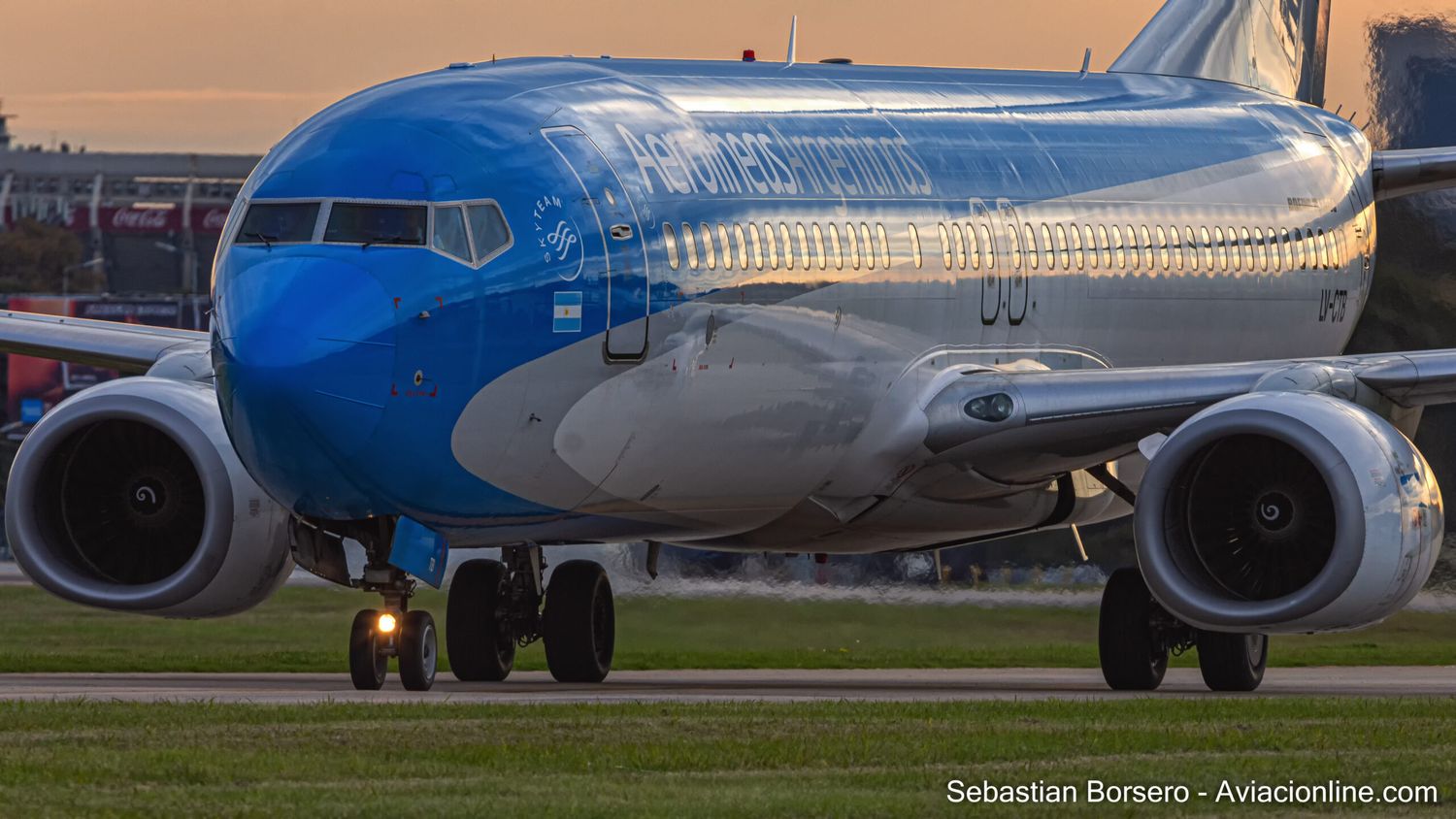 Aerolíneas Argentinas tendrá vuelos estacionales entre Bariloche y El Calafate