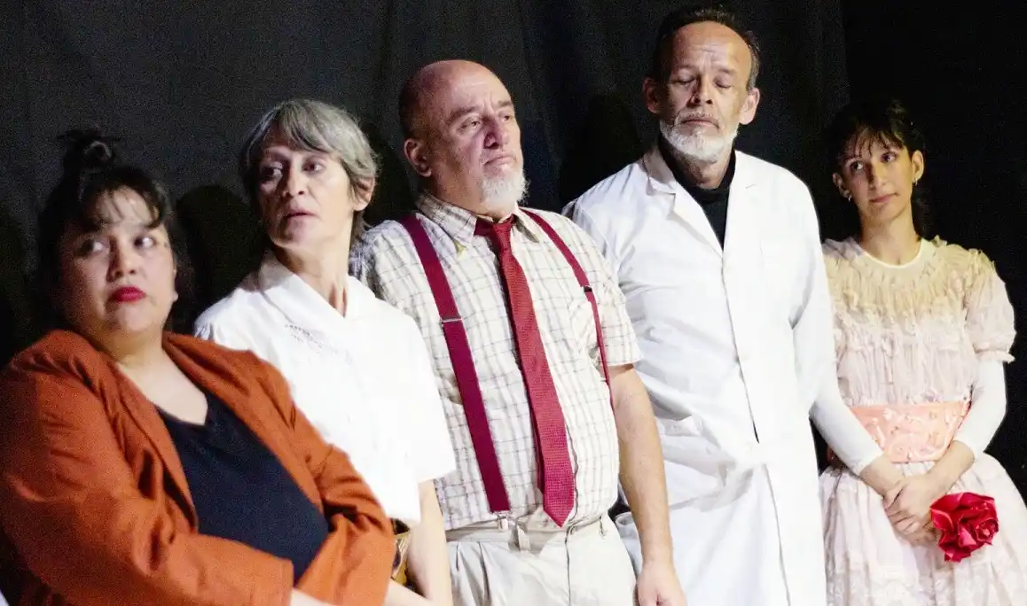 “La Tierra Rota”