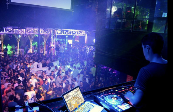 Noches violentas: Por los hechos registrados el fin de semana pasado, Lux y Hollywood no abrirán sus puertas