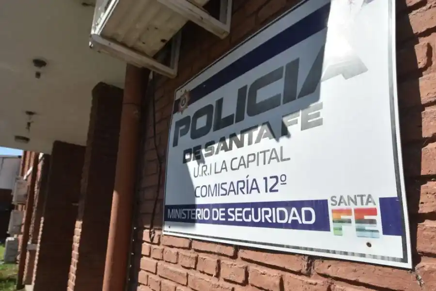 Buscó ayuda en una comisaria y confesó que llevaba cocaína en la ropa interior, sucedió en Santo Tomé
