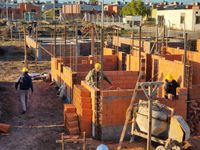 Avanza la primera etapa de construcción de viviendas en Arco Iris