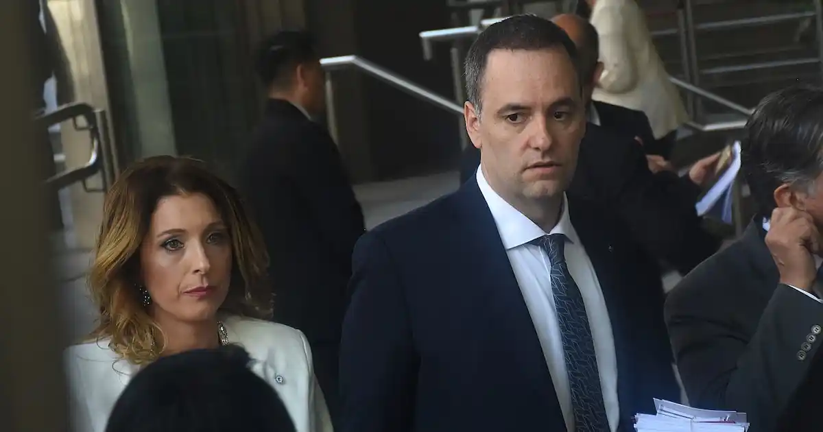 La justicia busca establecer si sus gastos desde 2023 son compatibles con sus ingresos y patrimonio declarado.