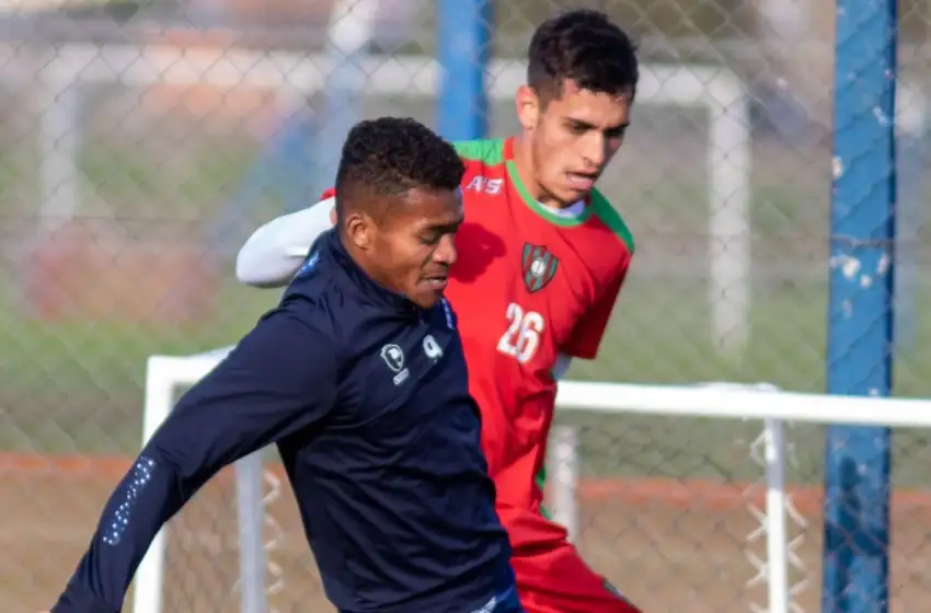 Alvarado jugó un amistoso con Círculo Deportivo