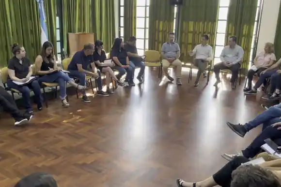 Viotti analizó la situación del municipio junto a Darío Cocco y trabajadores Jerarquizados