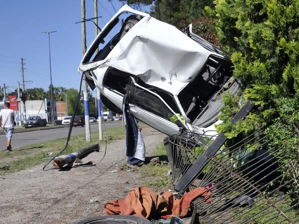 Una niña de 4 años murió y sus padres resultaron heridos en un choque cerca de La Plata