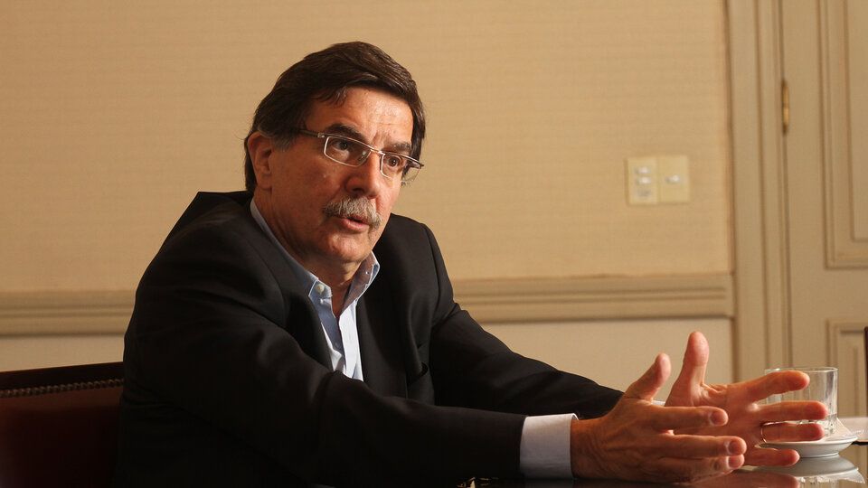 En medio de la polémica, Sileoni defendió el fin de la repitencia pero aclaró que no se implementará este año en la Provincia