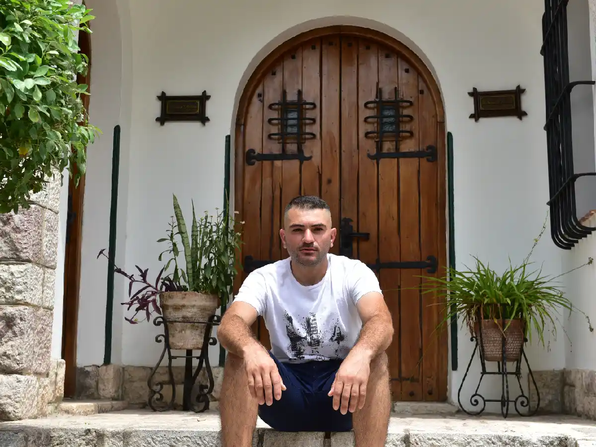 Sigue en su "casa"