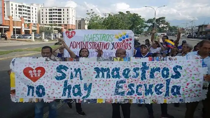 ¡QUINCENA EN VEREMOS! Maestros de Fe y Alegría alertas por constantes retrasos en el pago de su sueldos