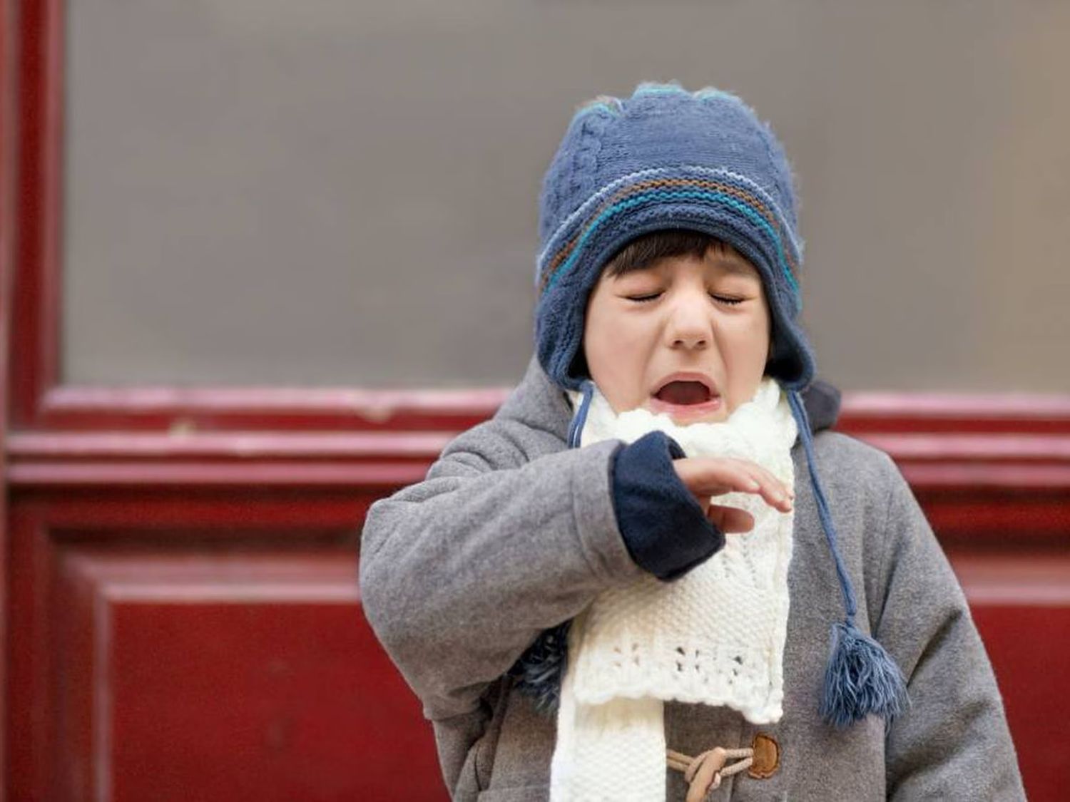 Existen muchos mitos en torno al frío y la salud de los chicos