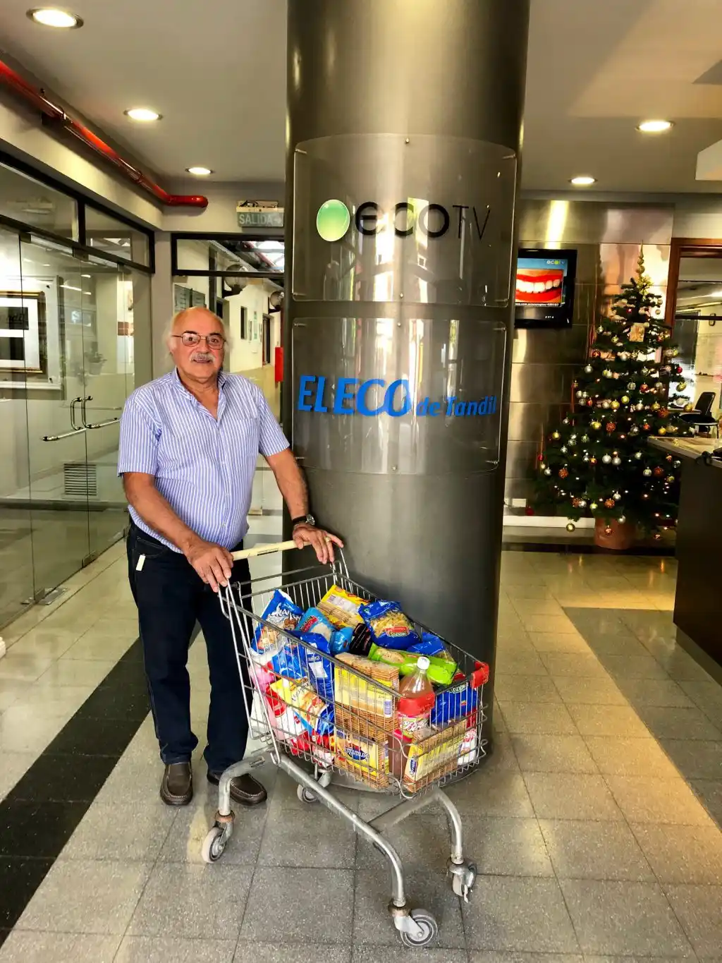 Entregamos otro carro lleno de mercadería
