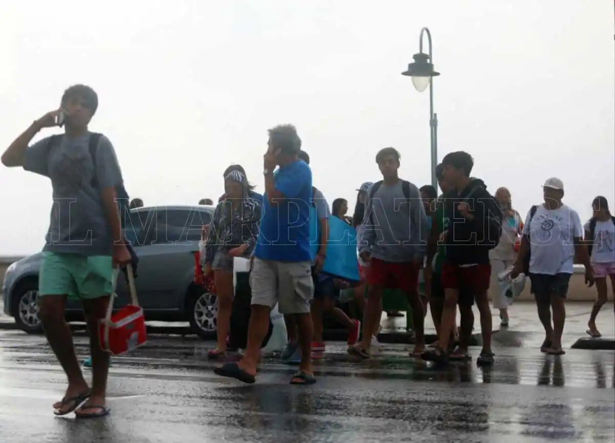 Alerta por intensas lluvias y fuerte viento para este domingo