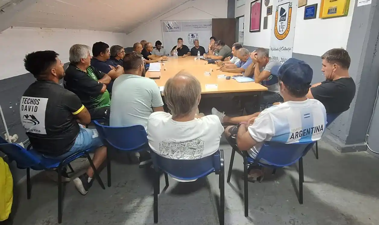 Hubo reunión dirigencial en la Liga Tandilense de Fútbol.