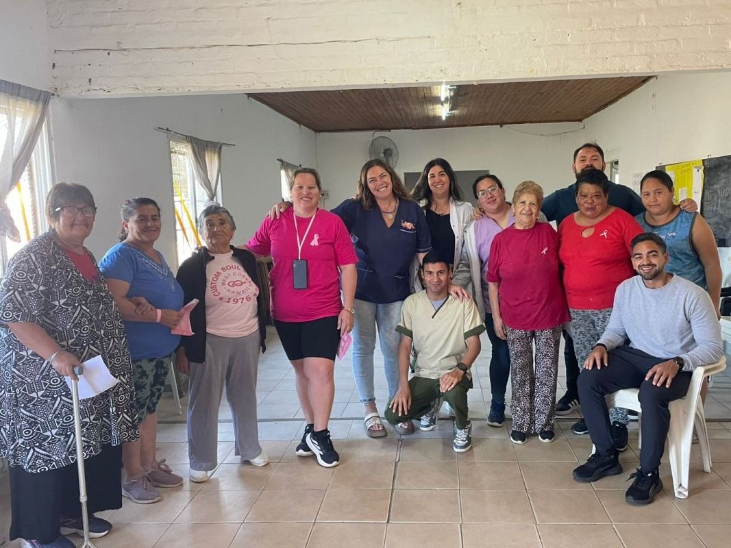 Brindaron una charla sobre prevención del cáncer de mamas en el CAPS La Cuchilla