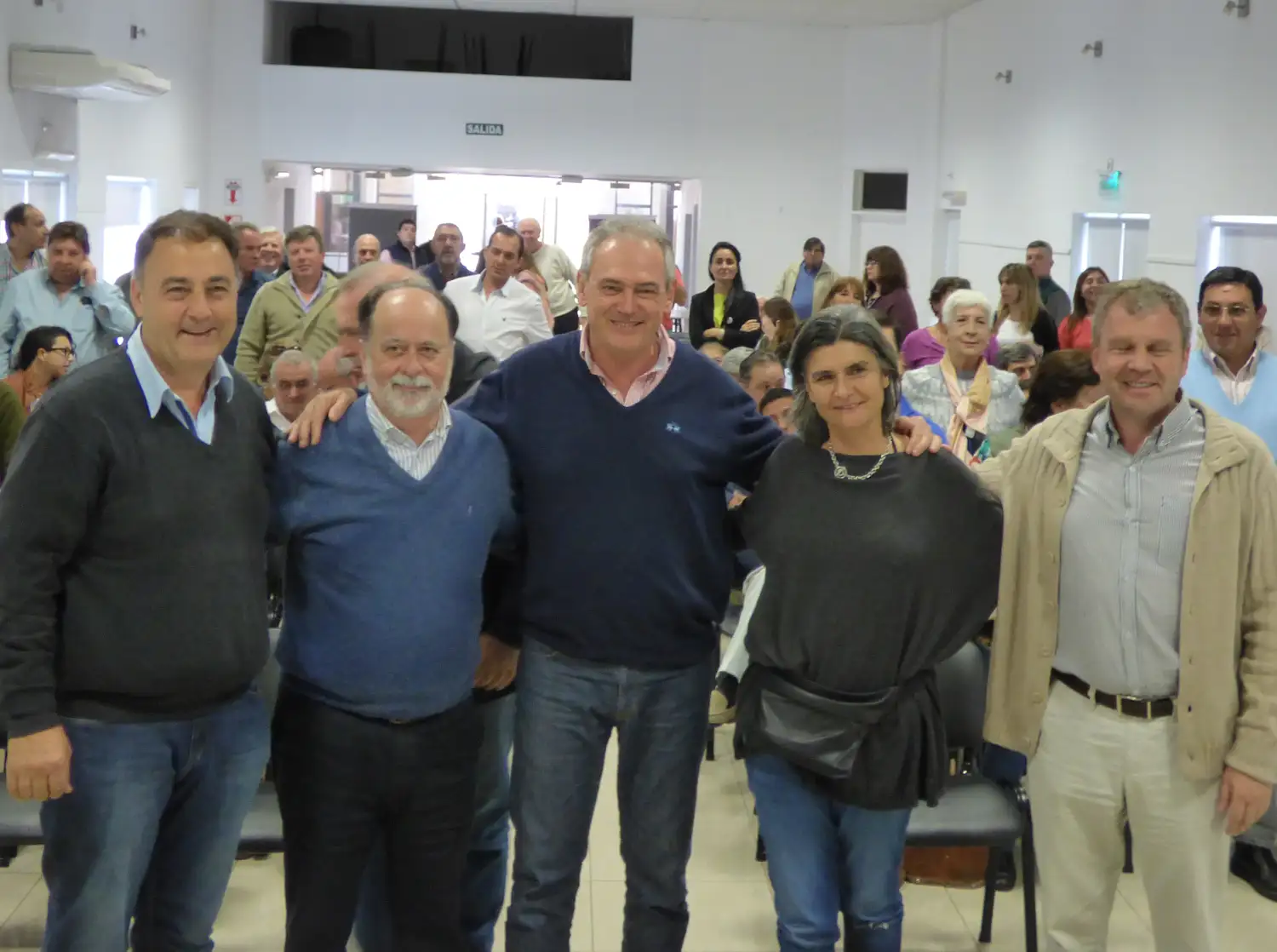 Con el objetivo de fortalecer a Cambiemos, la UCR cerró filas de cara a octubre