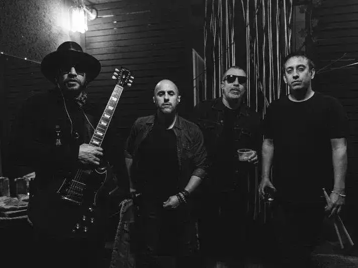 Autos Robados: el rock de Quilmes cruza 
el país y llega por primera vez a Formosa