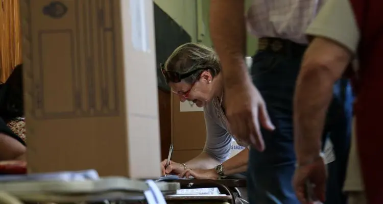 Balotaje 2015: Un 70% de los empadronados ya votó y eligió