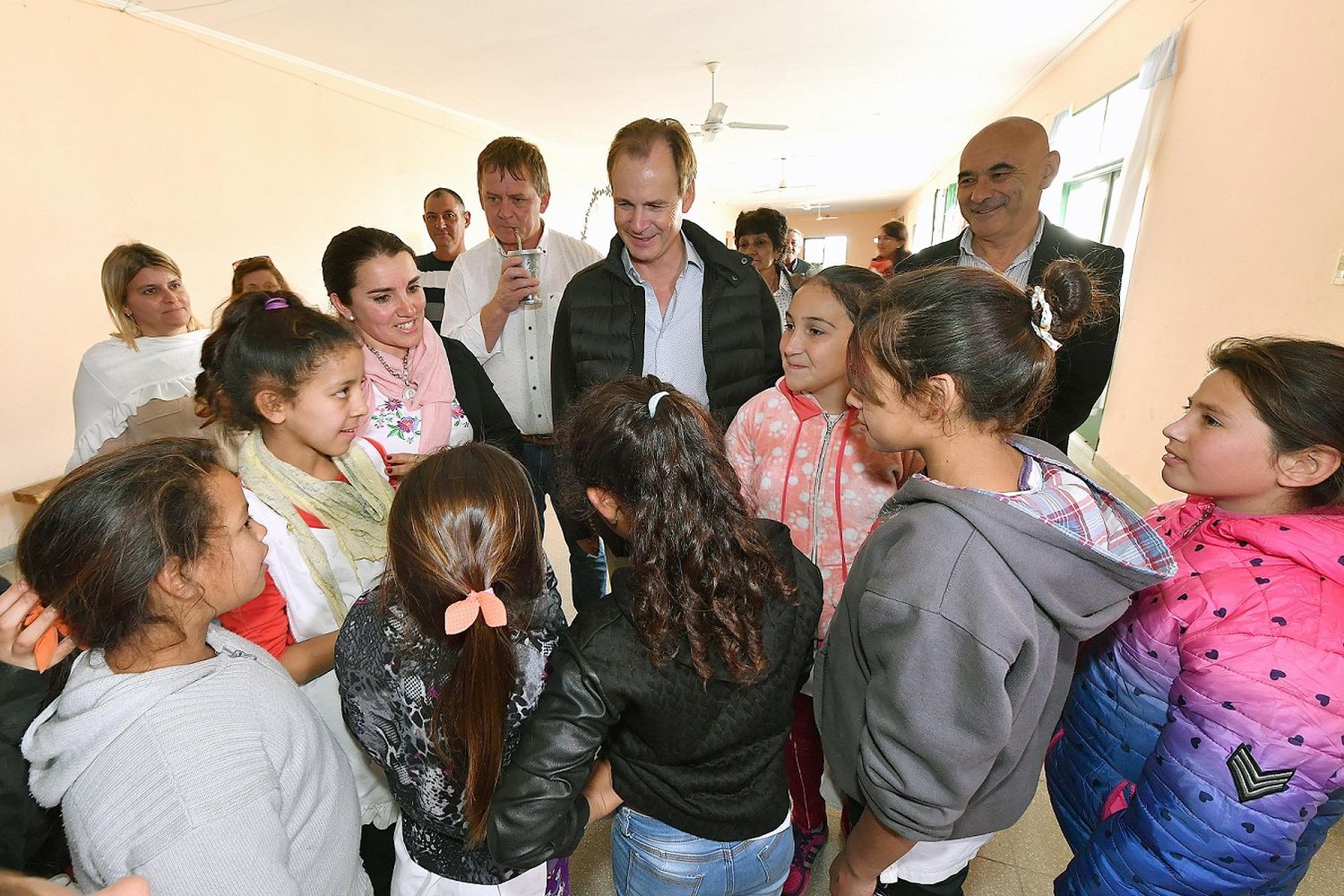 Bordet recorrió obras y destacó la educación rural y agrotécnica