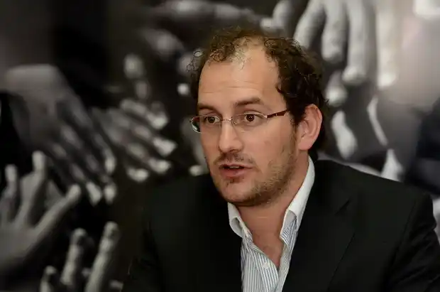 Ramos desmintió recategorizaciones en Salud y explicó los pases a planta permanente 