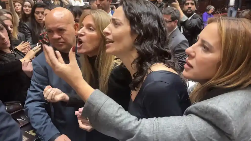 Florencia Carignano, Paula Penacca, José Luis Espert y Juliana Santillán, los protagonistas de la tarde escandalosa.