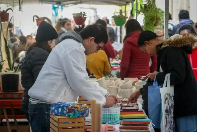 Larroque encabezó el tercer consejo regional de la Economía Popular: "Donde gobernar sea crear trabajo y no destruirlo"