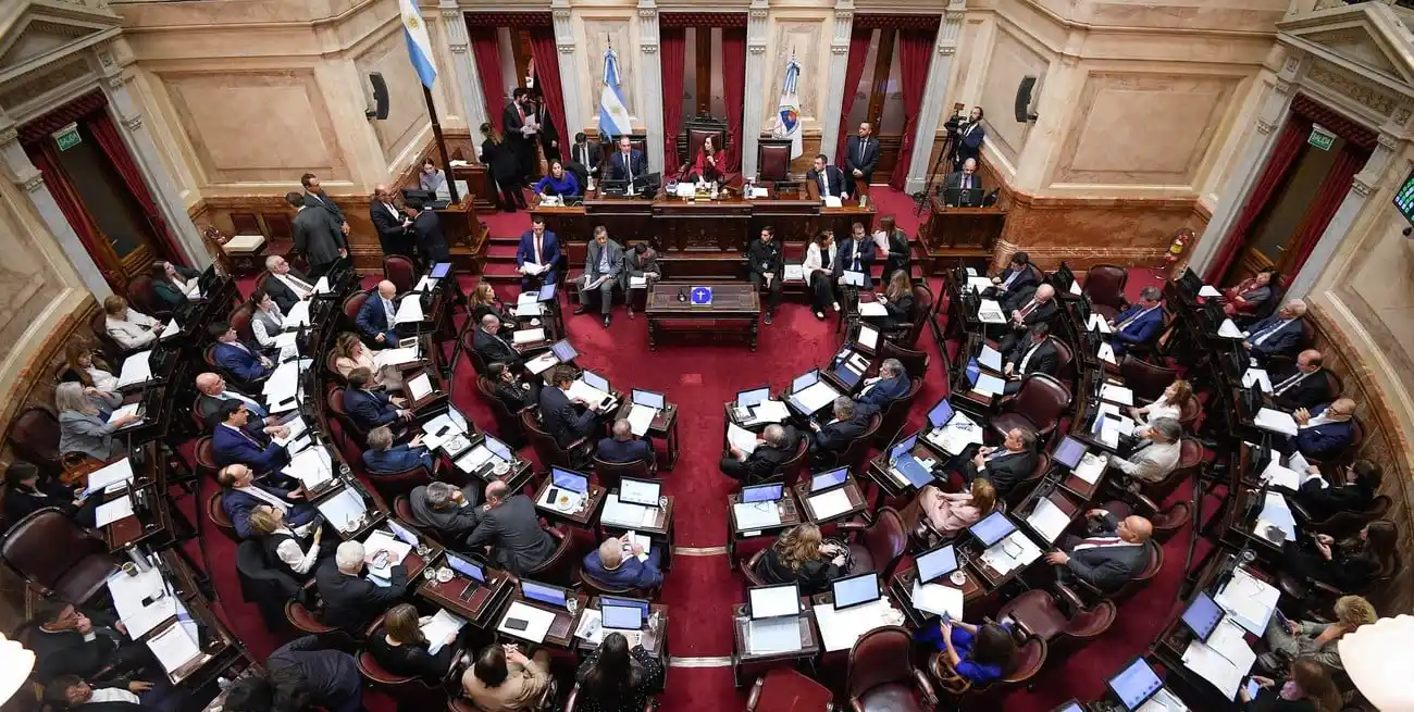 Jornada de debates intensos en el Senado. Crédito: Reuters.