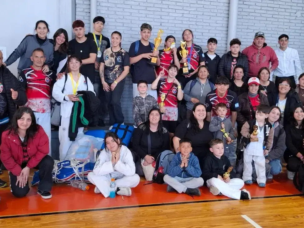 La escuela Kwan Bon tuvo un notable desempeño en la ciudad de San Nicolás.
