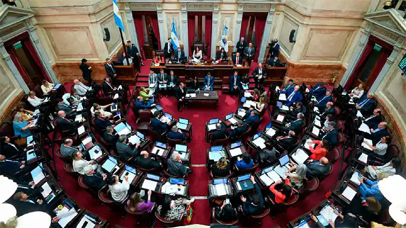 Finaliza el congelamiento y los senadores comenzarán a cobrar 9 millones de pesos